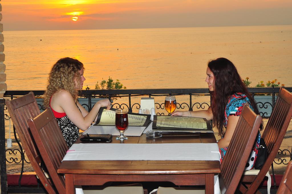 Tropic Beach Club Side Hotel Luaran gambar