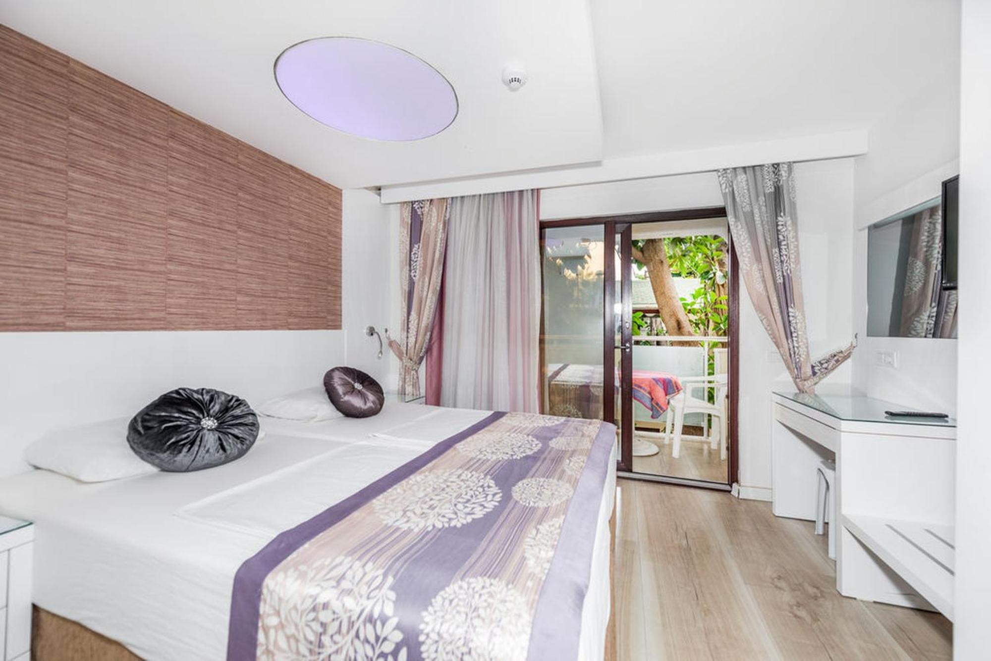 Tropic Beach Club Side Hotel Luaran gambar