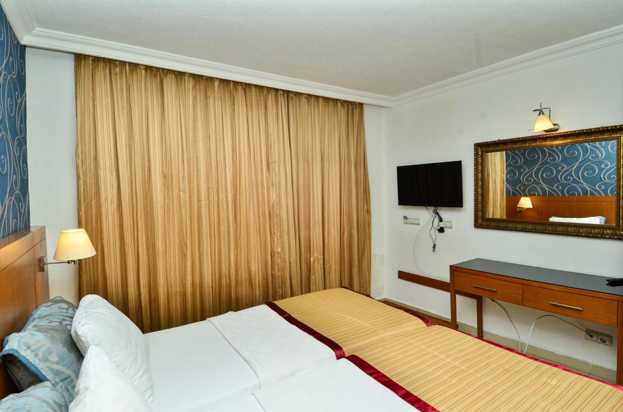 Tropic Beach Club Side Hotel Luaran gambar