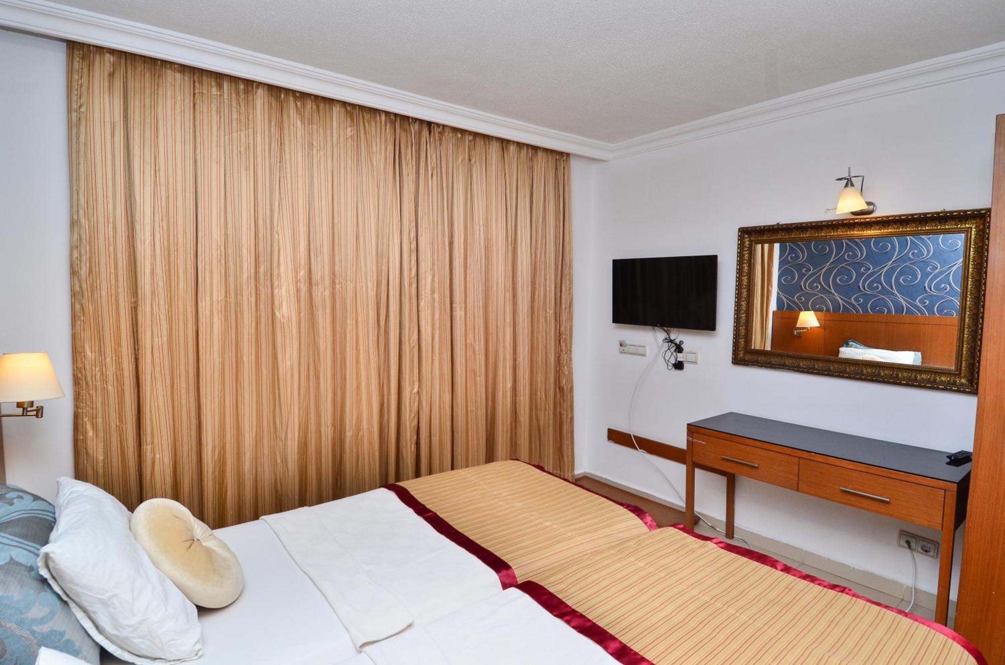 Tropic Beach Club Side Hotel Luaran gambar